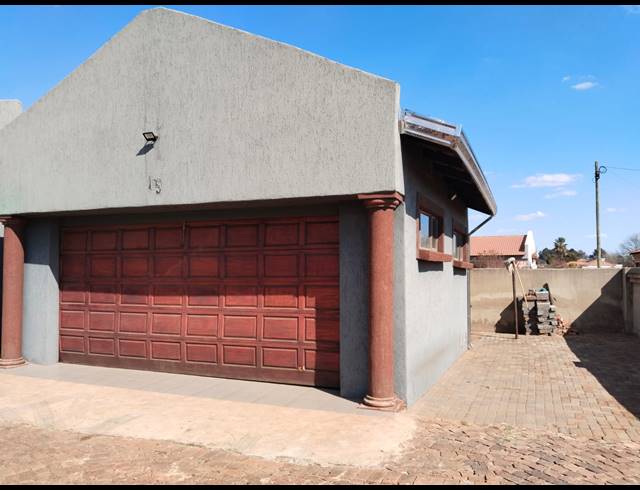3 BEDROOM HOUSE FOR SALE IN KOOKRUS